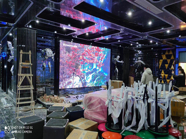 富蕴室内P2.5全彩显示屏