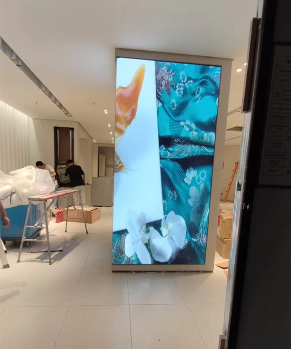 富蕴商场门店转角LED显示屏