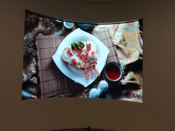 富蕴室内P2.5弧形LED屏